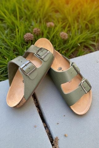 Land of Cork Yeşil Hakiki Deri Çift Toka Terlik – Doğal Mantar Taban, Anatomik Unisex