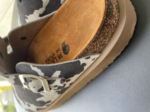 Land of Cork İnek Desenli Ortopedik Terlik – El Yapımı, Platform Taban , Mantar Taban, Kadın Günlük Terlik