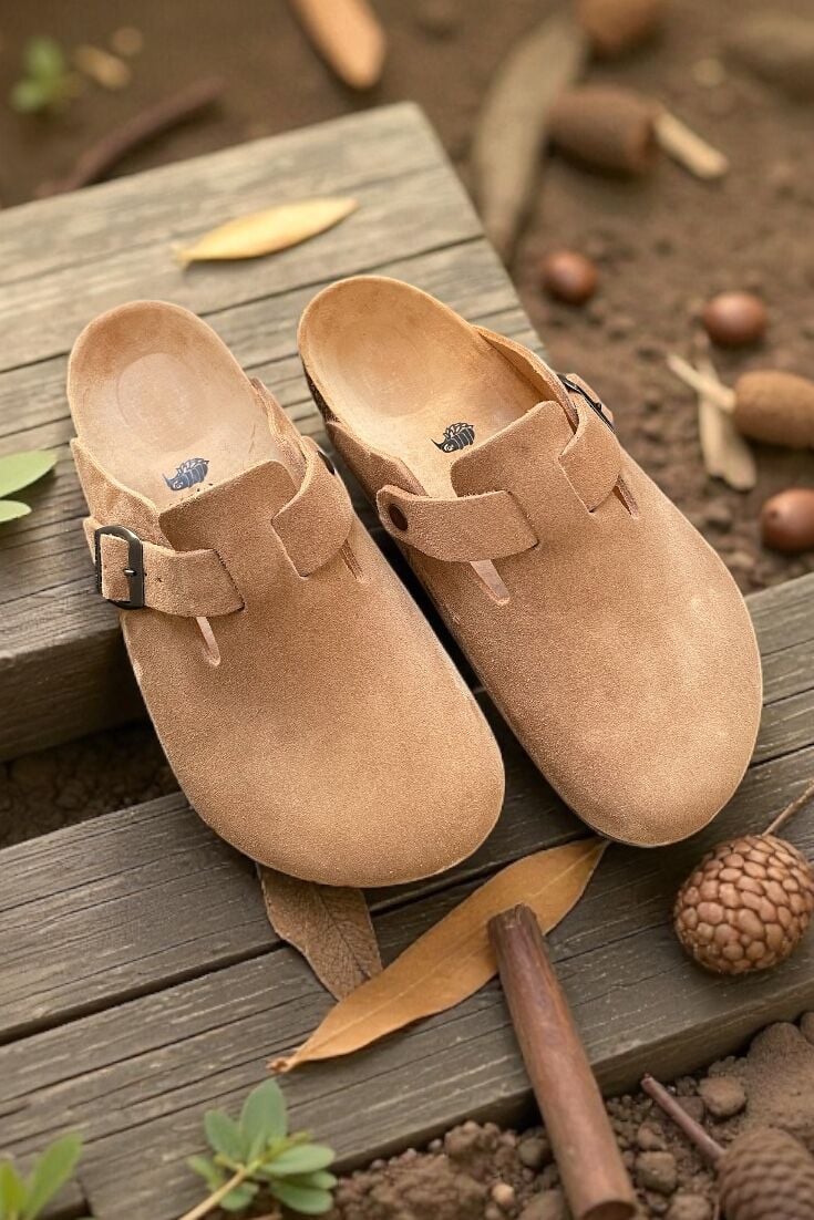 Land of Cork Unisex Bisküvi Rengi Süet Deri Kapalı Anatomik Doğal Mantar Taban Terlik