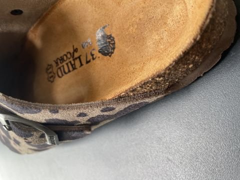 Land of Cork Cow Animal Desenli Ortopedik Terlik – El Yapımı, Mantar Taban, Kadın Günlük Terlik