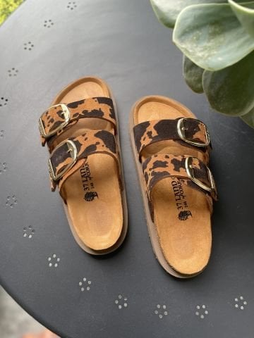 Land of Cork Platform Taban Cow Animal Desenli Ortopedik Terlik – El Yapımı, Mantar Taban, Big Buckle Kadın Günlük Terlik