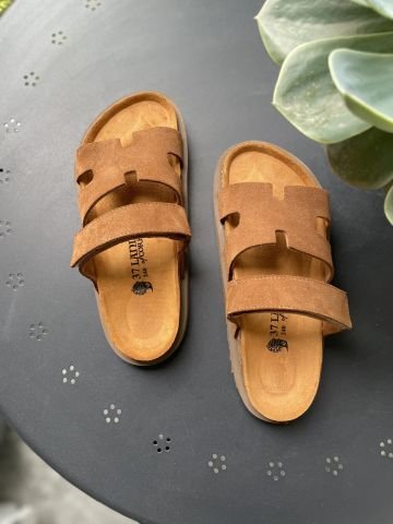 Land of Cork Hakiki Süet Deri Anatomik Mantar Taban Sandalet – Yüksek Konforlu Model