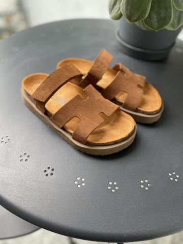 Land of Cork Hakiki Süet Deri Anatomik Mantar Taban Sandalet – Yüksek Konforlu Model