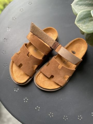 Land of Cork Hakiki Süet Deri Anatomik Mantar Taban Sandalet – Yüksek Konforlu Model