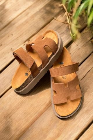 Land of Cork Hakiki Süet Deri Anatomik Mantar Taban Sandalet – Yüksek Konforlu Model