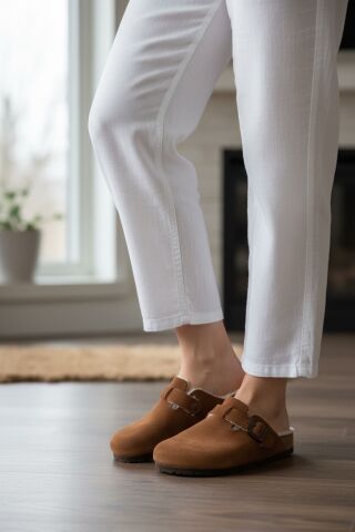 Land of Cork Anatomik Unisex Hakiki Kürklü Kapalı Terlik – Doğal Mantar Taban & Ark Destekli Konforlu Ev Terliği