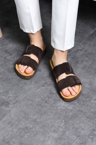 Land of Cork Anatomik Unisex Acı Kahve Doğal Mantar Taban Hakiki Deri Terlik