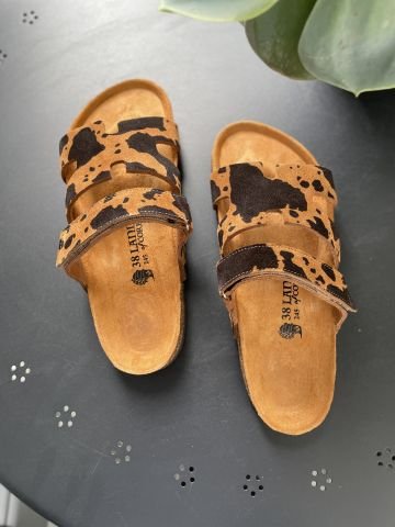 Land of Cork Animal Cow Print Süet Deri Kadın Terlik – Anatomik Doğal Mantar Taban