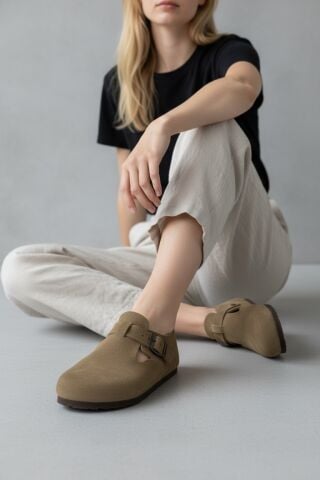 Land of Cork Doğal Mantar Tabanlı Unisex Ayakkabı – Anatomik Ark Destekli Hakiki Süet Deri Günlük Ayakkabı