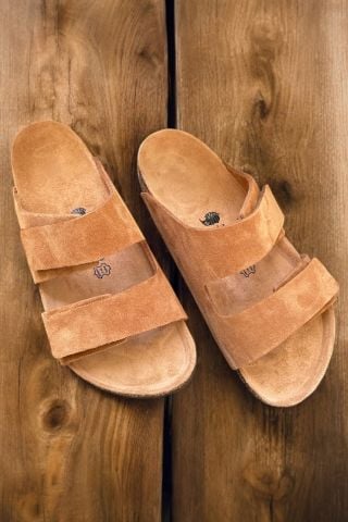 Land of Cork Unisex Hakiki Süet Deri, Doğal Mantar Taban, Ark Destekli, Cırtlı Ayarlanabilir Sandalet