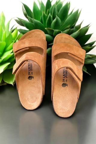 Land of Cork Unisex Hakiki Süet Deri, Doğal Mantar Taban, Ark Destekli, Cırtlı Ayarlanabilir Sandalet