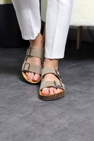 Land of Cork mantar taban deri terlik