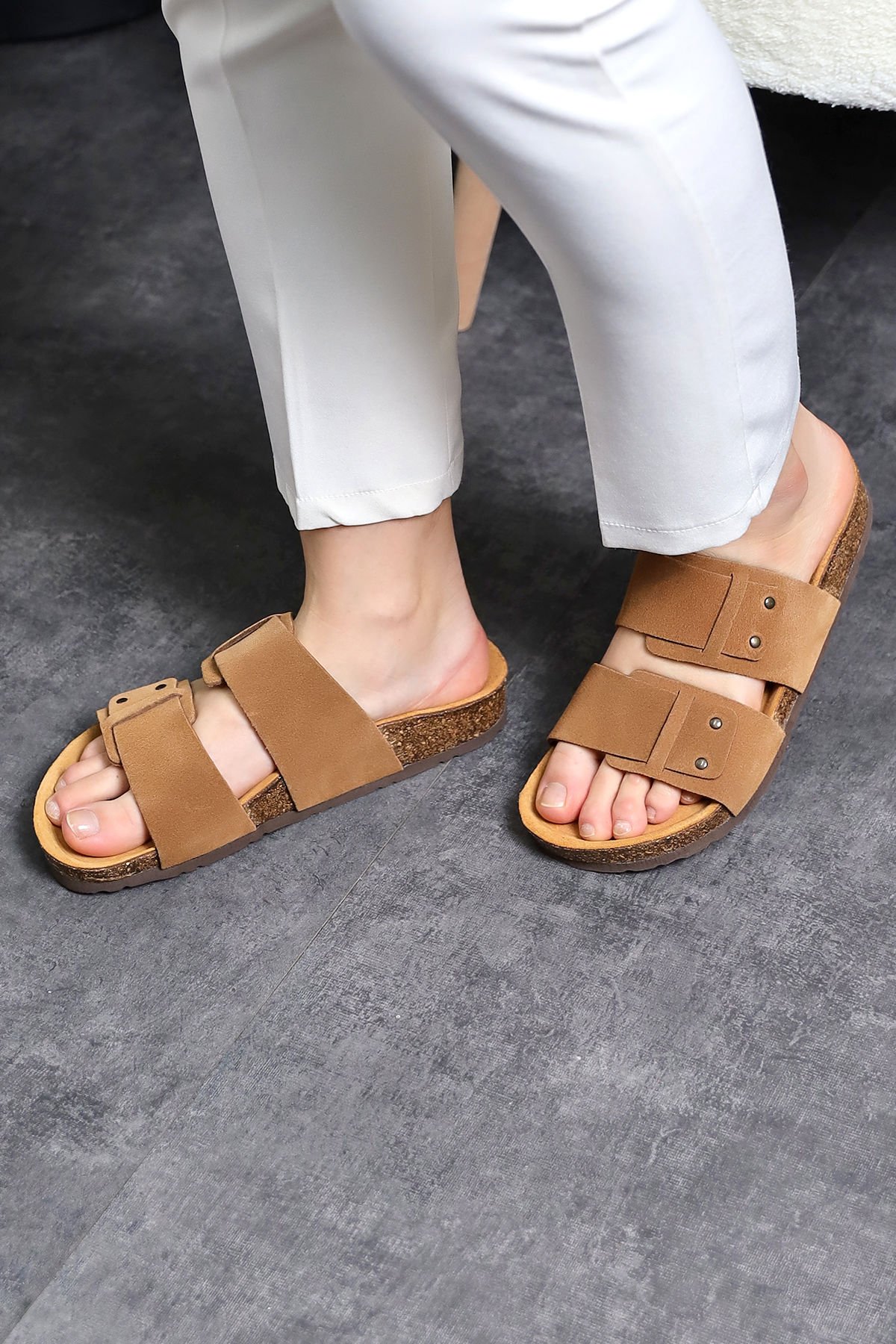 Land of Cork doğal mantar taban deri terlik