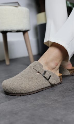 Land of Cork doğal mantar taban keçe terlik